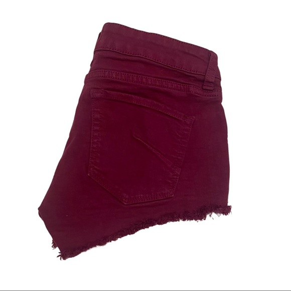 Talula Frayed Raw Hem Jean Shorts Size 25 Magenta - Picture 3 of 4